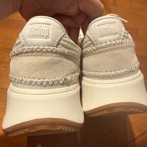Women’s fitflop White Sneakers 8.5. F-MODE Cross-Stich knit/suede/leather